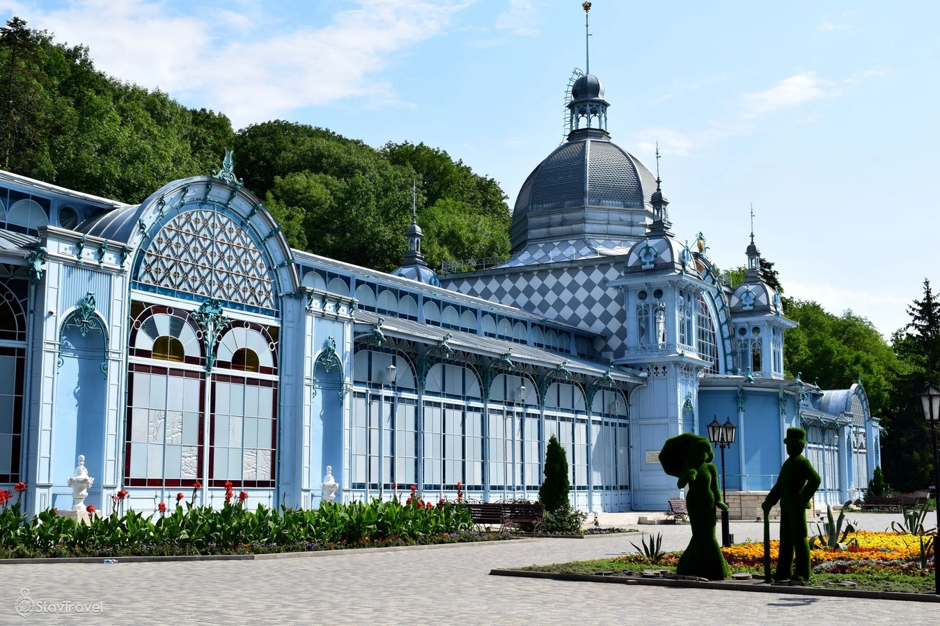 Пушкинская галерея Железноводск - ажурная металлоконструкция